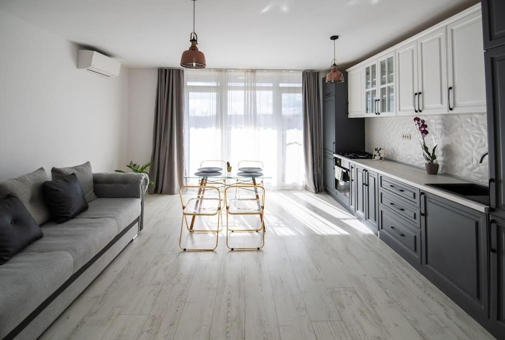 Urban Confort. Apartament Modern Si Luminos Rebreanu Тімішоара Екстер'єр фото
