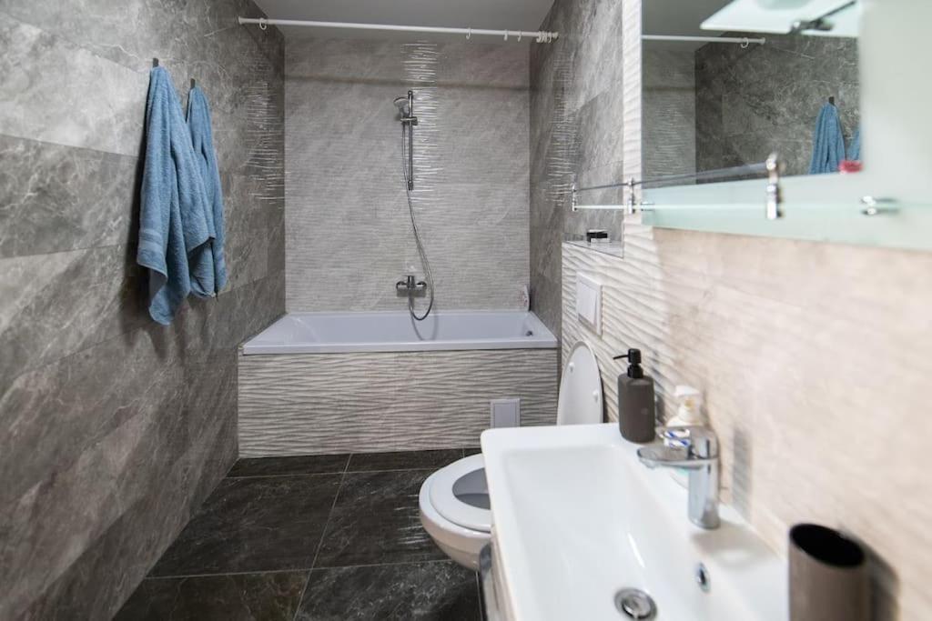 Urban Confort. Apartament Modern Si Luminos Rebreanu Тімішоара Екстер'єр фото