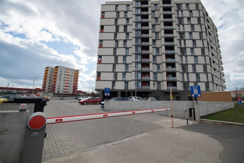 Urban Confort. Apartament Modern Si Luminos Rebreanu Тімішоара Екстер'єр фото