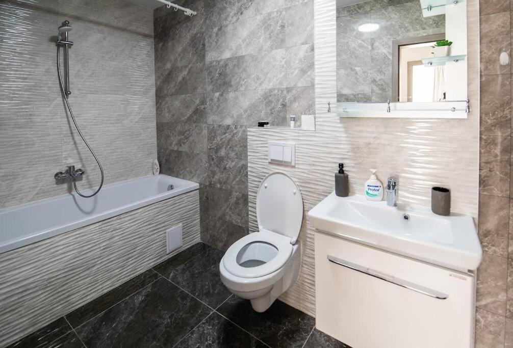 Urban Confort. Apartament Modern Si Luminos Rebreanu Тімішоара Екстер'єр фото